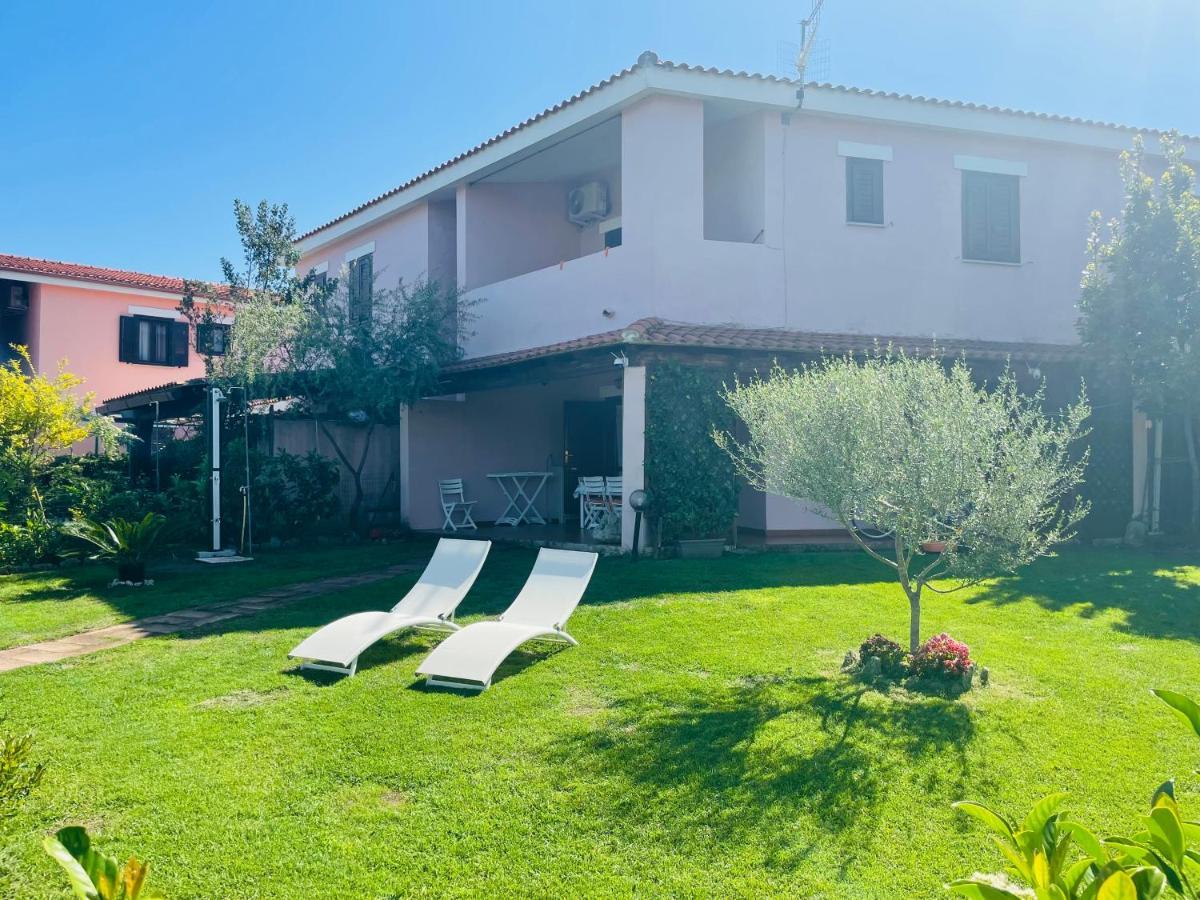 Casa Vacanza Li Menduli San Teodoro San Teodoro  Bagian luar foto